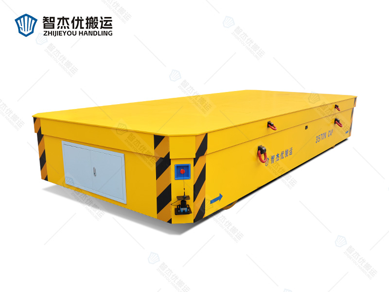 35噸升降全向無(wú)軌車(chē)